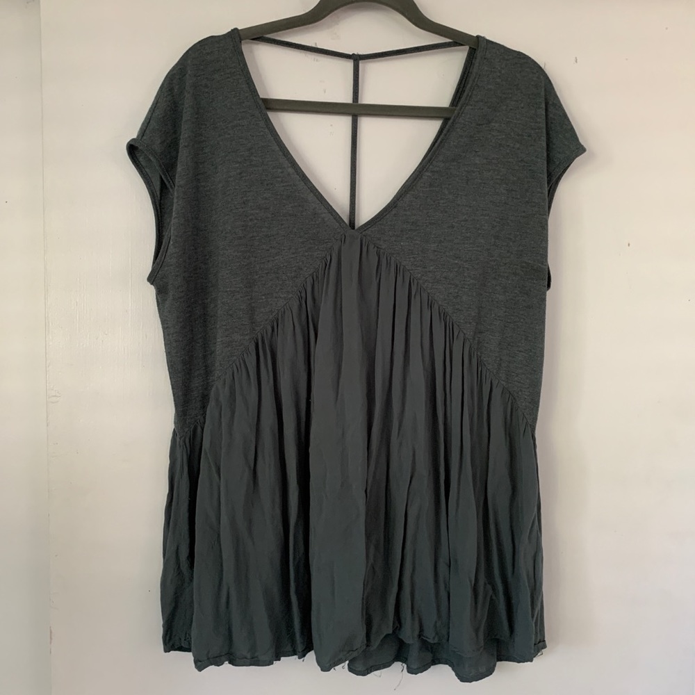 Anthropologie’s Meadow Rue Flowy Trapeze Top